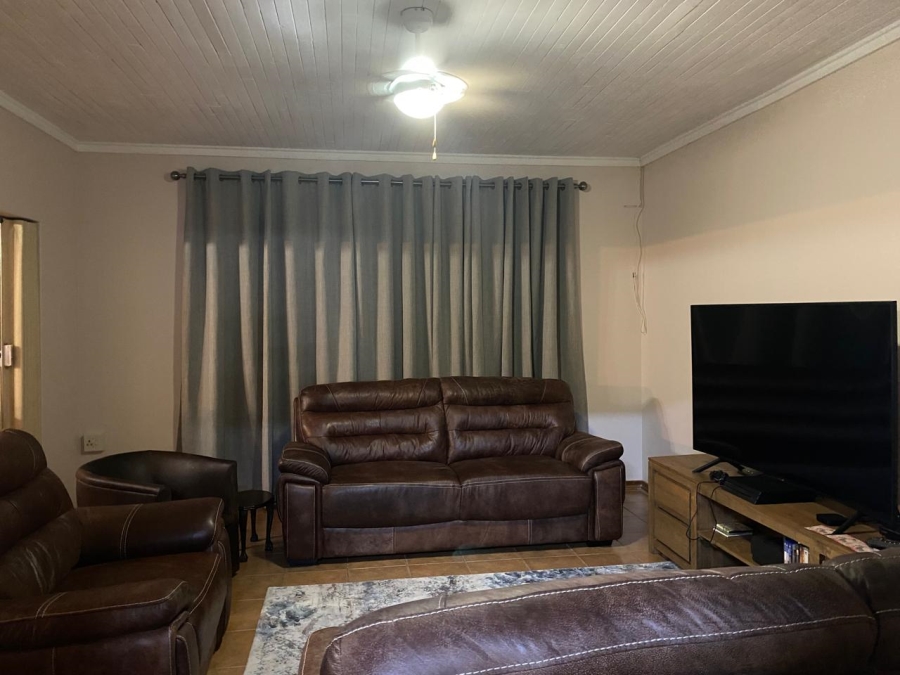 4 Bedroom Property for Sale in Kuruman Northern Cape